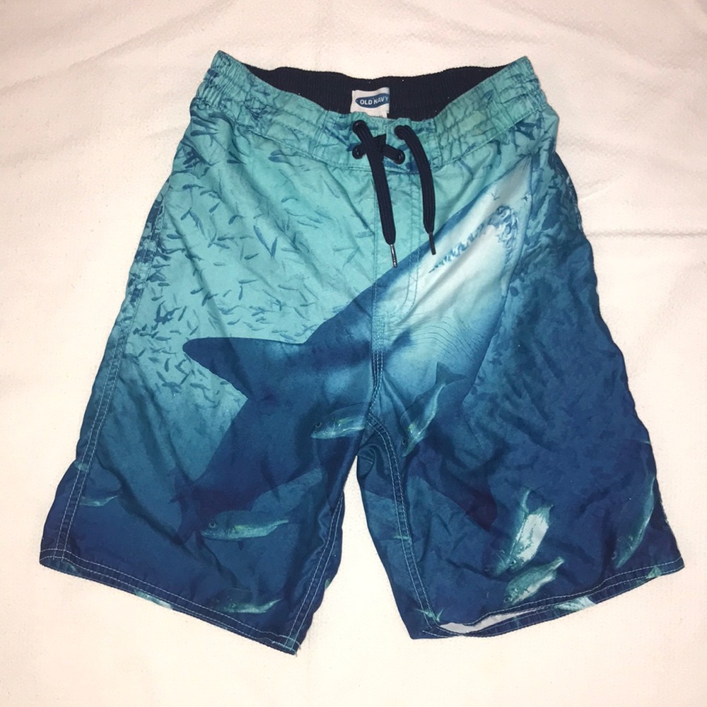Old Navy L (10/12) Boy Photoreal Shark Swim Trunks